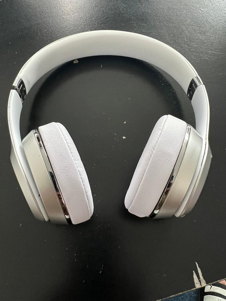 Beats solo3 wireless headphones for 